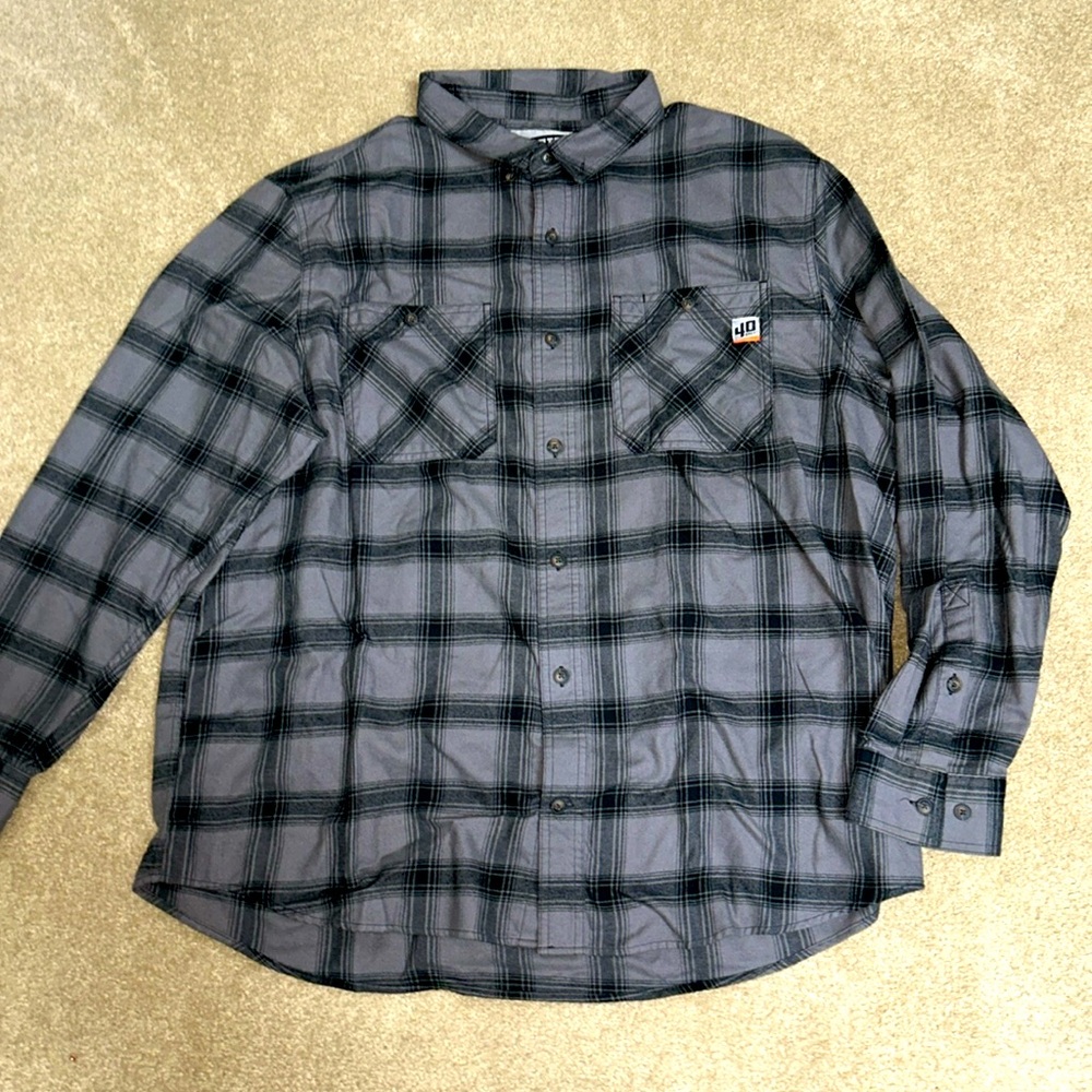 Duluth Trading Shirt Mens 2XLT Gray Black Plaid Long Sleeve Button Down Flannel